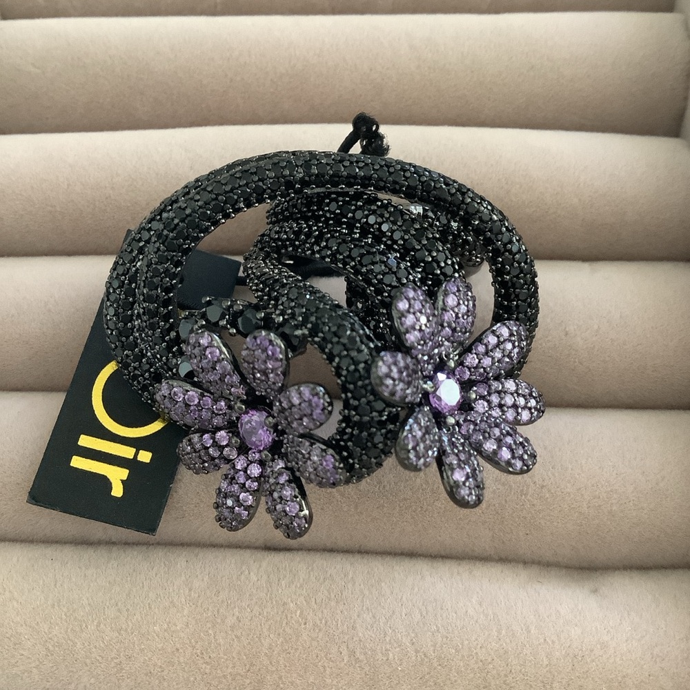 NWT Noir Jewlery Statement Ring Size 8